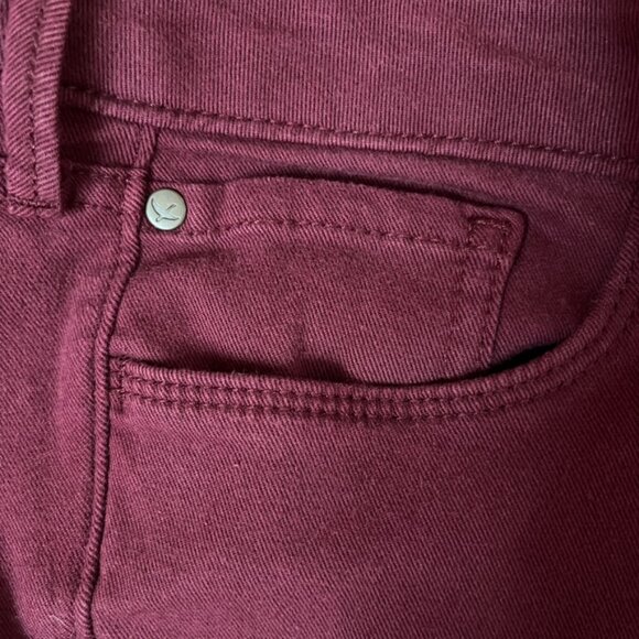 Eddie Bauer Slightly Curvy Slim Straight plum jeans size Tall 6 - Picture 4 of 7